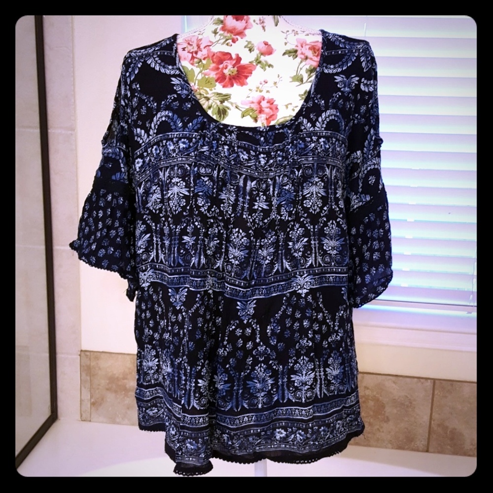 Sz Lg.floral blouse short sleeve, blue&navy blue
